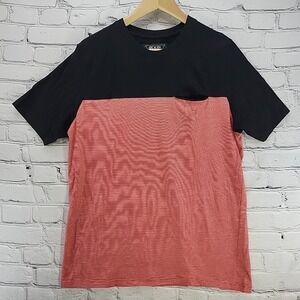 Broken Threads T-Shirt Mens Sz M Red  Striped Pocket Tee 2-Tone Short Sleeve